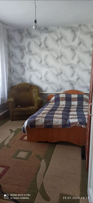 Продам квартиру по улице Толстого.