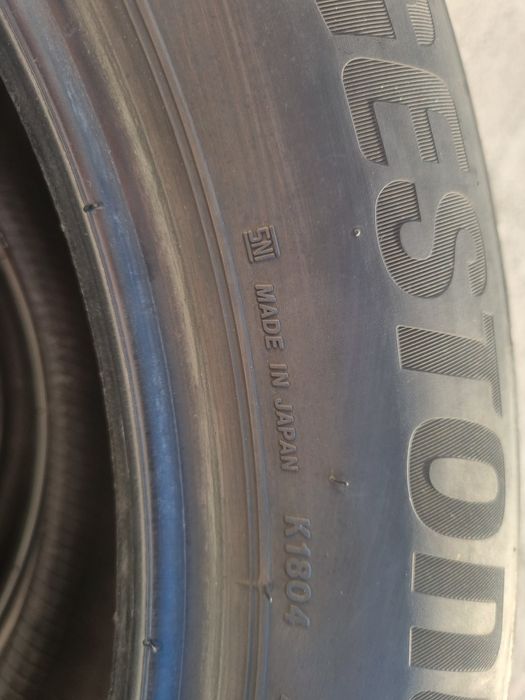 Bridgestone Alenza 235 55 19