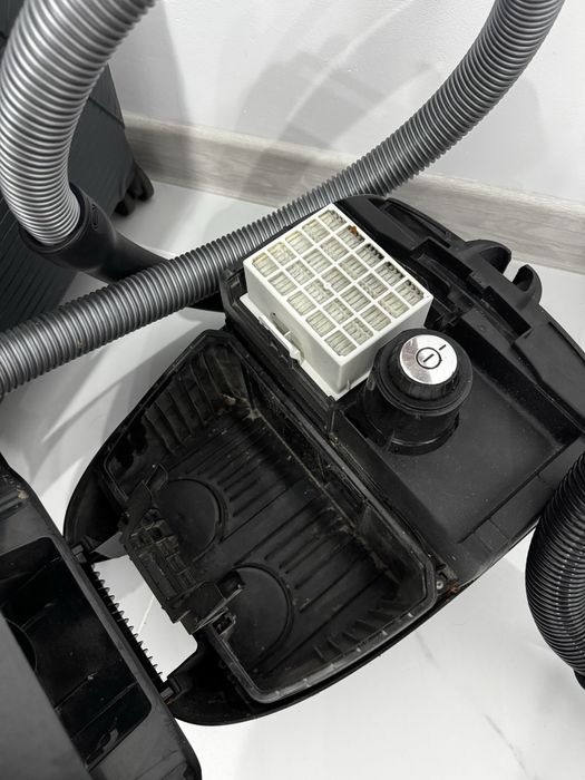 Плесос BOSCH мешковой в отличном состоянии