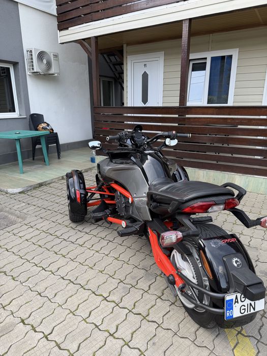 Vand can am spyder F3