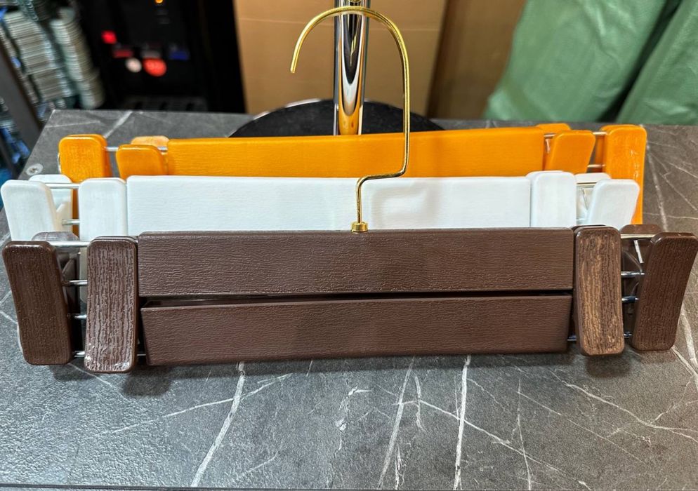 Veshilkalar OPTOM — kiyim, ro‘mol, garderob uchun