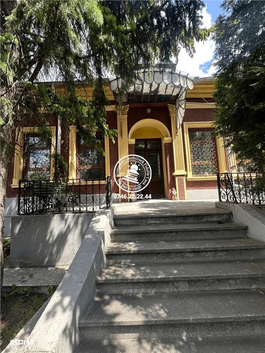 Vila  de vanzare  Centru,