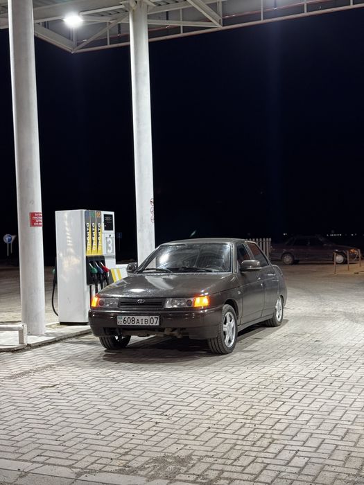 Лада десятка 2001