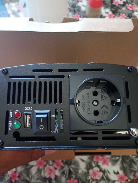 Инвертор 12/220v. 1000w чиста синосоида НОВ.