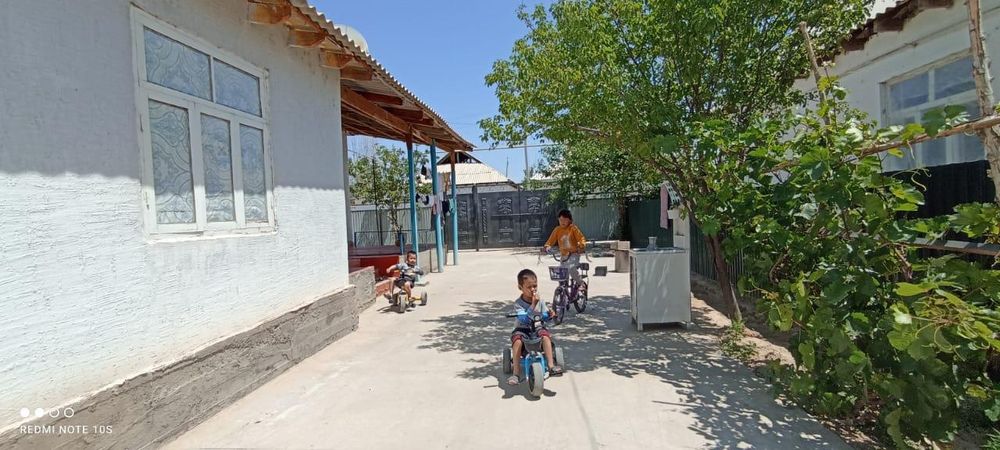 Жетысайда ( Микоян ) үй сатылады!