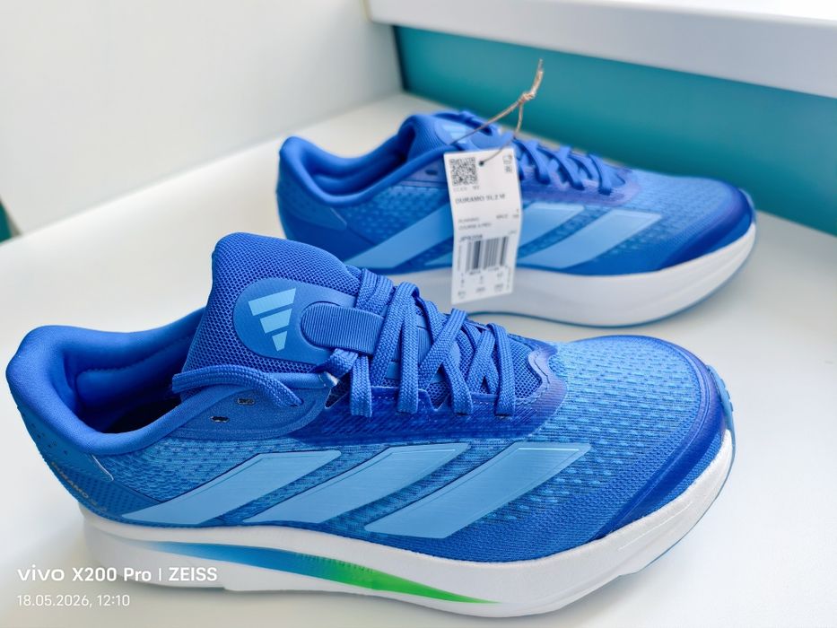 Продаются мужские кроссовки Adidas