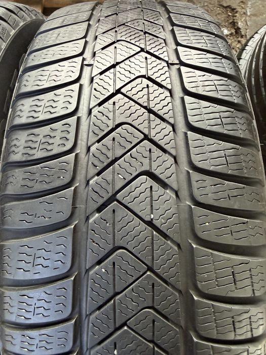 Jante aluminiu Audi A6 cu anvelope iarna Pirelli 225/60 R17