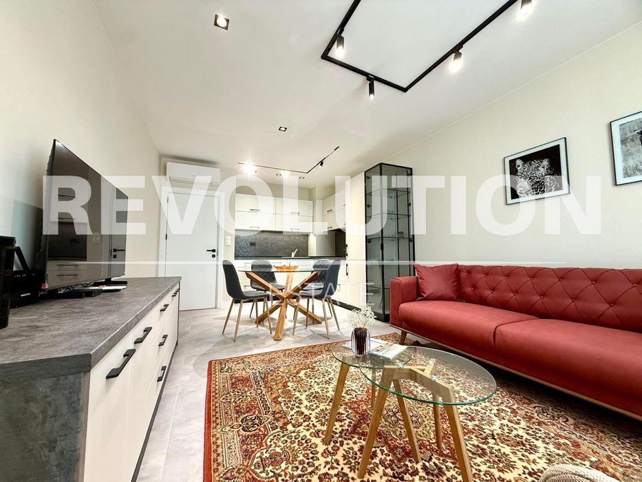 Дава се под наем Двустаен апартамент в Пловдив, Кършияка - 69 кв.м за 698.19 € - Снимка #2