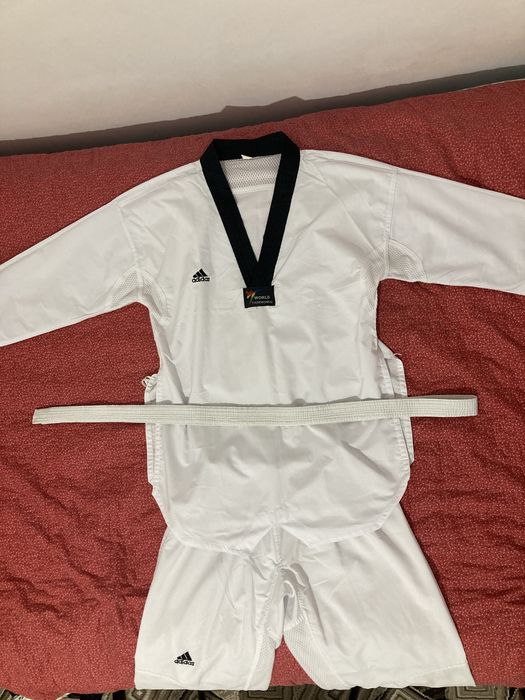 Кимоно для тхэквондо WT
