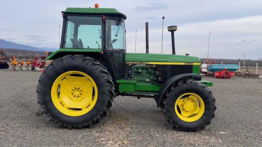 Tractor John Deere 3350