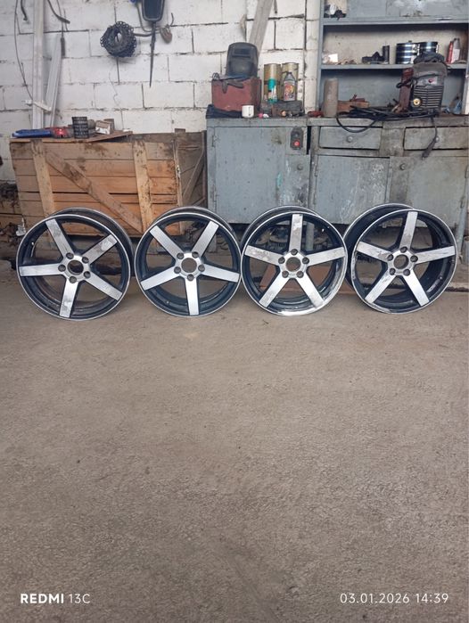 Титанка 17, мерседес ,диска 17