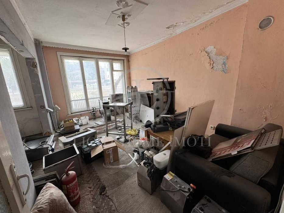 Продава се Тристаен апартамент в Пловдив, Център - 98 кв.м за 1735 €/кв.м - Снимка #3