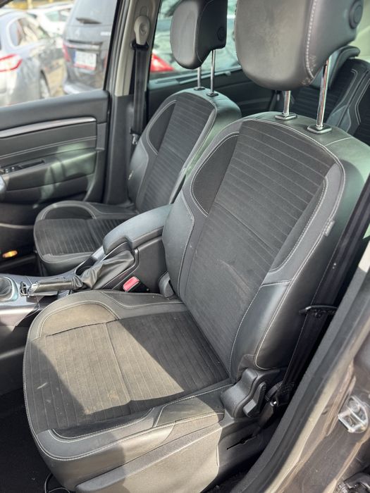 Dezmembrez Scenic 3 facelift 2 XMod ORICE PIESA DISPONIBILA