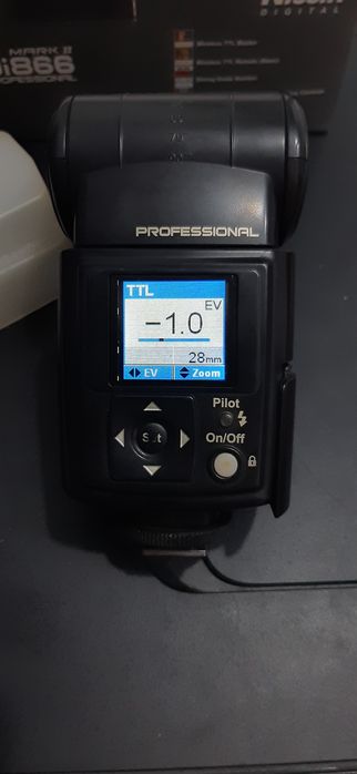 Bliț Nissin Di866 Mark II pt. Nikon TTL