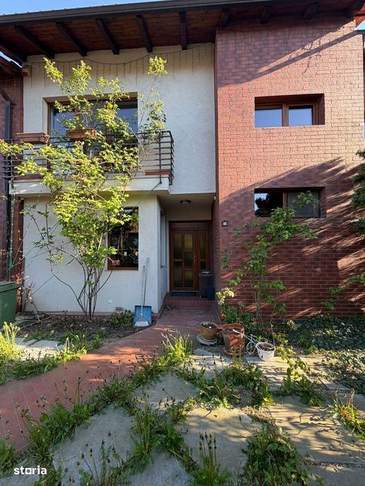 Casă de vanzare în Triplex 123 mp Utili+POD  Comision 0%