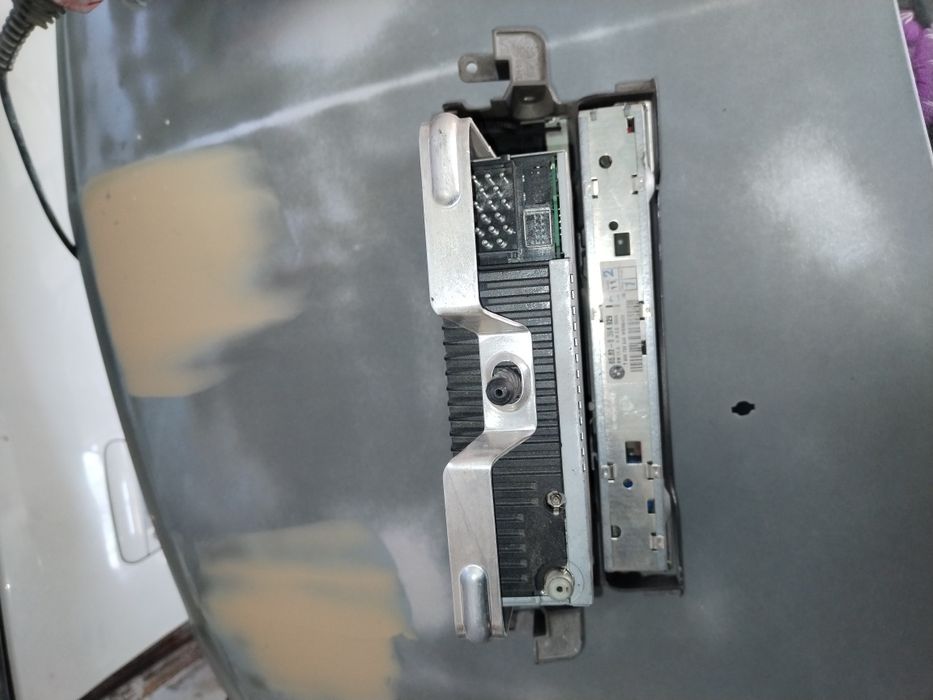 Бмв магнита фон сотилади яхши ишлаб турган жойдан йечилган