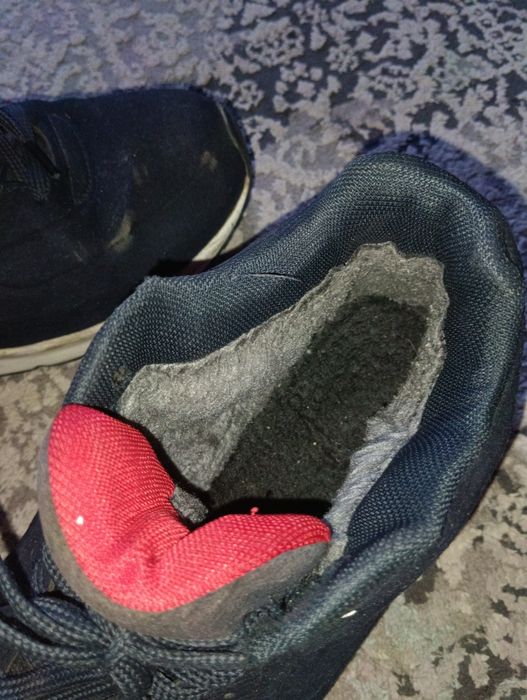 Продам женскую обувь