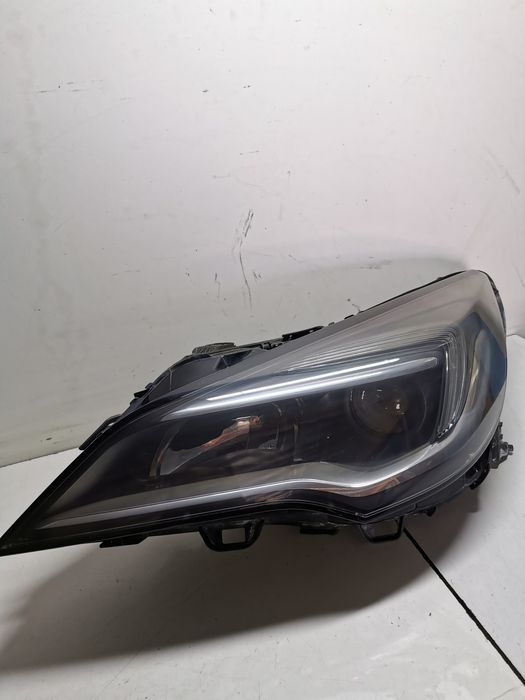 Faruri Opel Astra K EUROPA far stanga  39158005 far dreapta 39158006