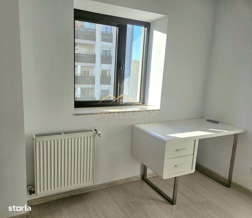 3 Camere | 77 mp Utili | Boxă Inclusă | Piscină & Fitness | Lângă Pădu