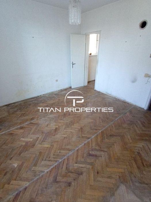 Продава се Тристаен апартамент в Бургас, Център - 81 кв.м за 2692 €/кв.м - Снимка #7