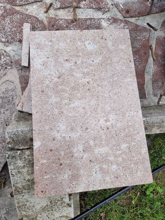 Камък/плочка Риолит 60х30см, полиран за облицовка