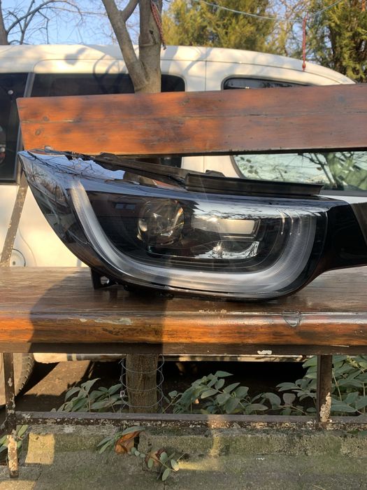 Фарове за BMW i3