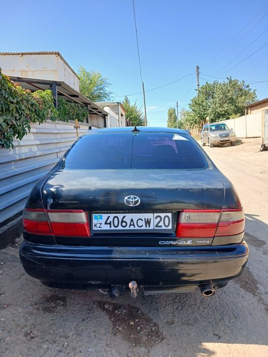 Продам Тойота карина