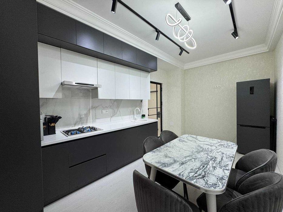 Продается 2-комн Квартира, евроремонт, Мирабад Сити (87648)