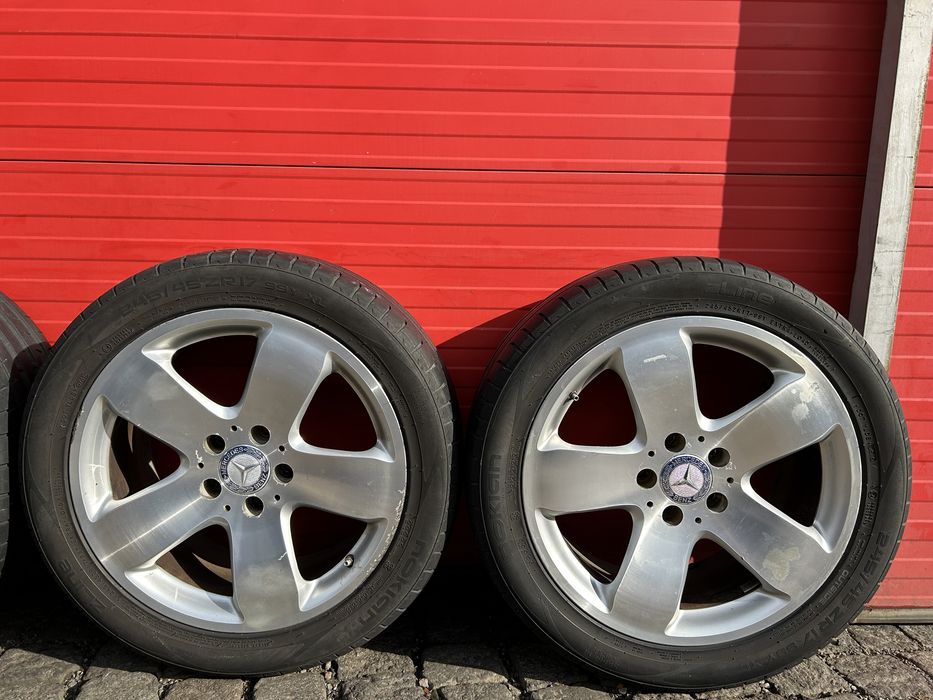 Оригинални джанти Мерцедес Е Mercedes E class 17 цола  гуми 245 45 17