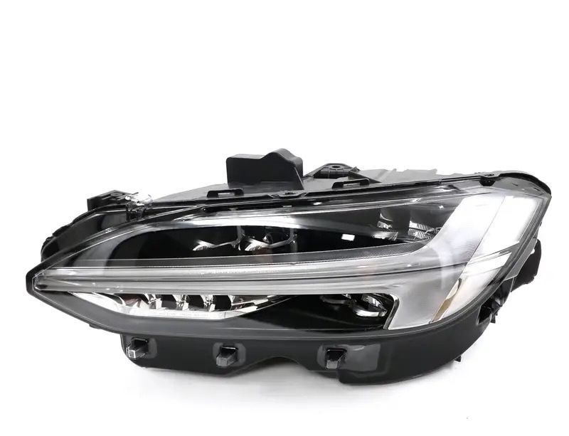 Volvo S90 фарове