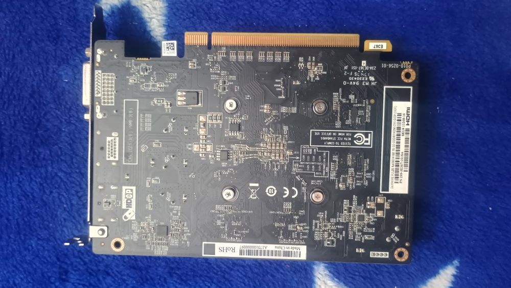 Vand placa video rx 550 2 gb