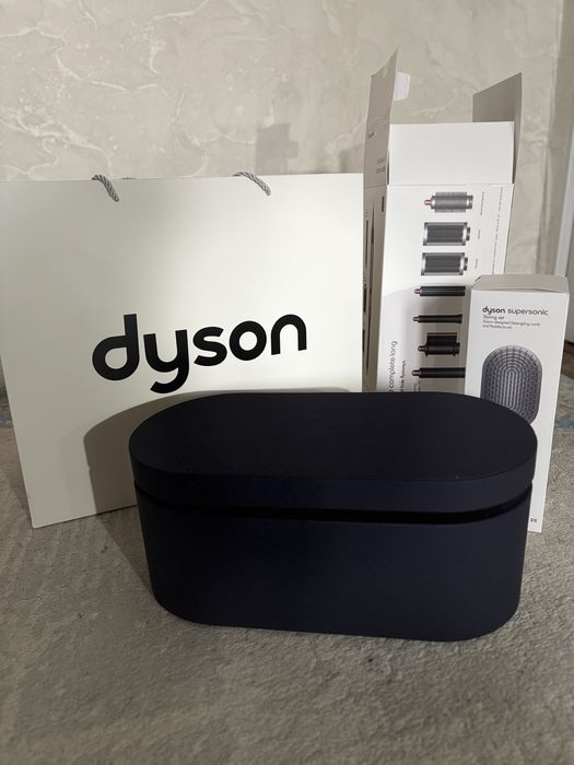 Продается Дайсон фен