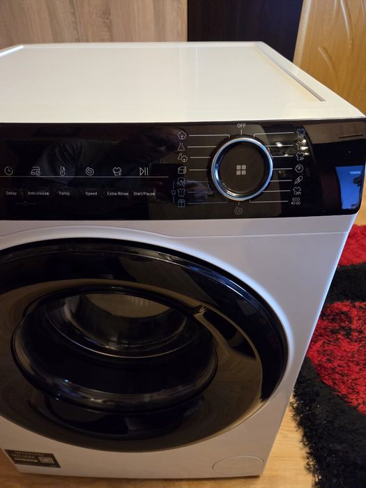 Пералня Haier 10 кг  Като чисто нова !!!