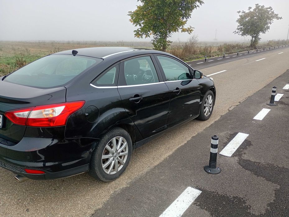 FORD Focus 2011 — imagine 2