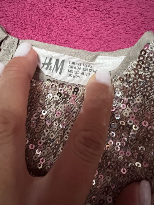 Rochita fetite H&M,marimea 122