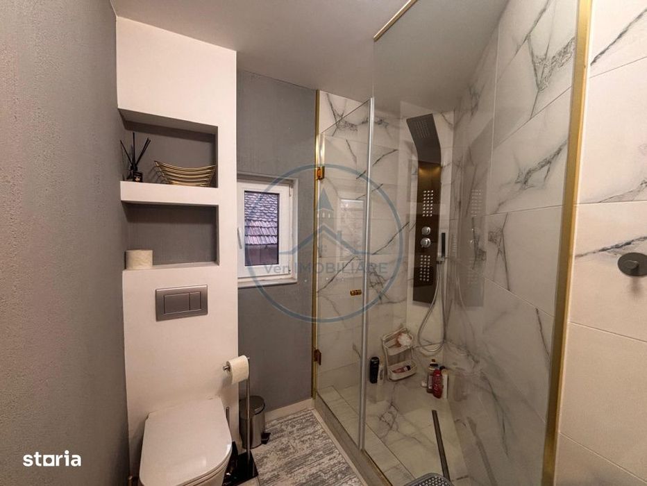 Apartament decomandat de vanzare – zona centrala
