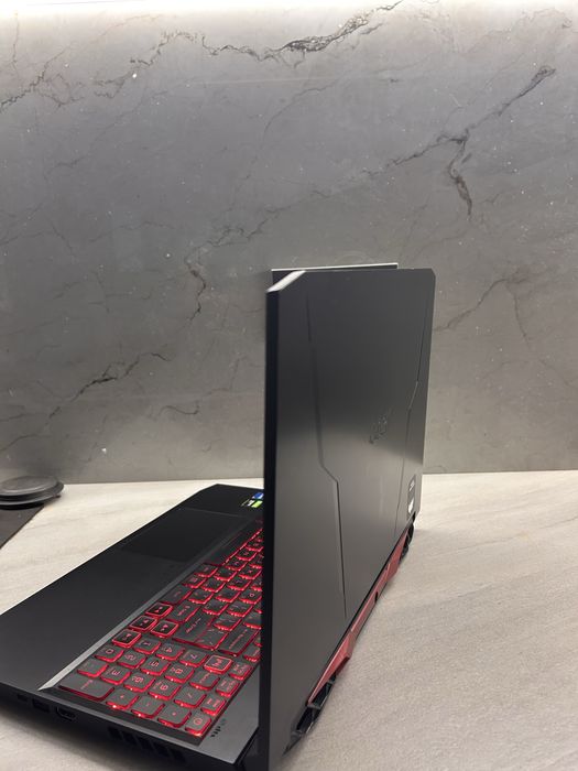 Ноутбук Acer nitro 5