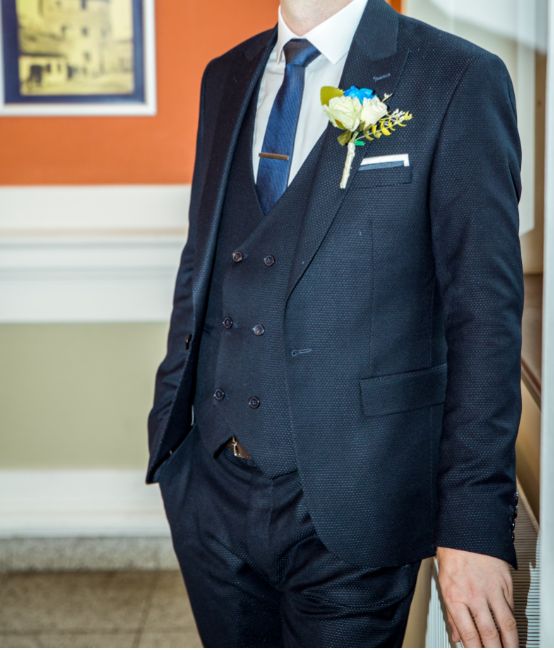 Costum barbat elegant