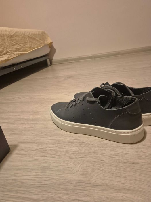 Обувки Gianni от естествена кожа