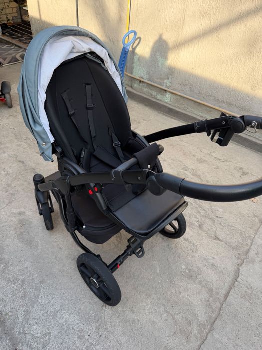 Продам коляску 2в1 Pituso Moon