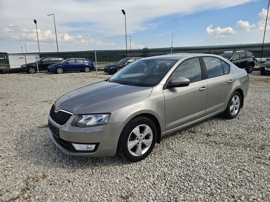 Škoda Octavia 3 Berlina ~ 2014, 1.6 Diesel/Navi/Sc incalzite/Klima X2/Jante aliaj/ RAR inclus + Nr rosii