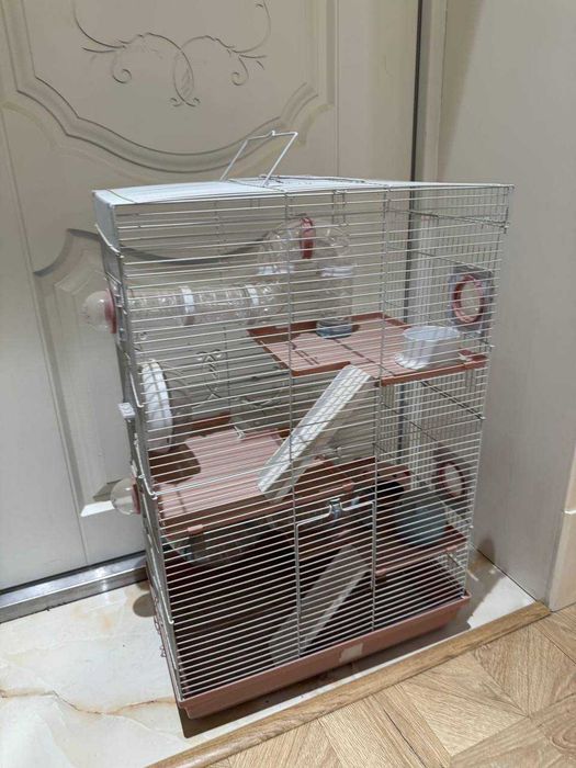 Большая и просторная клетка для грызунов с туннелями