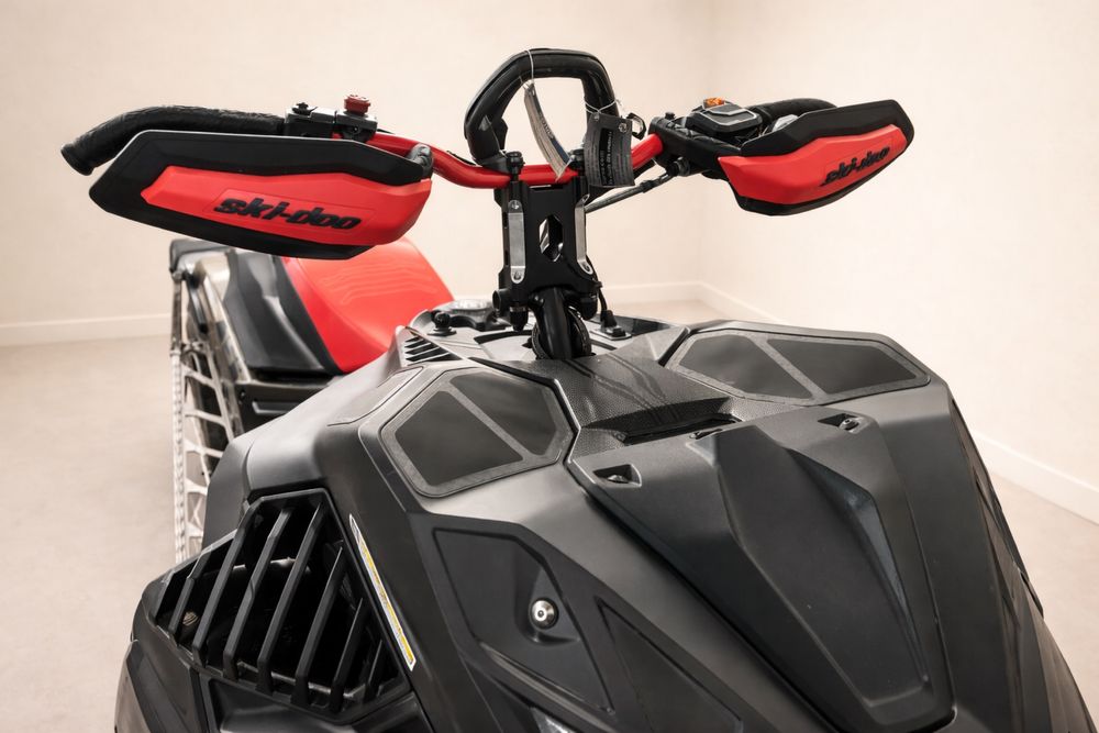 Ski Doo Summit  X  Expert 154” 850 E -TEC Turbo