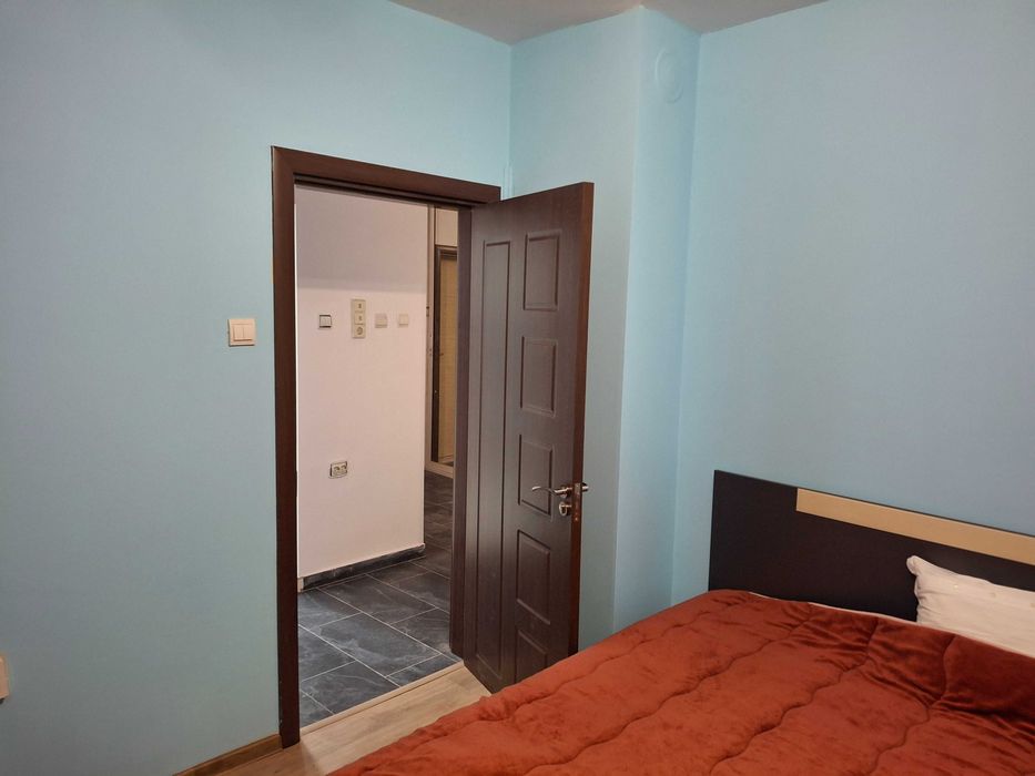 Собственик продава двустаен в Златен рог