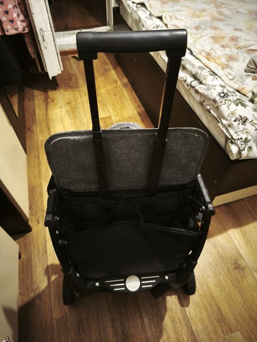 Срочно продам прогулочную коляску