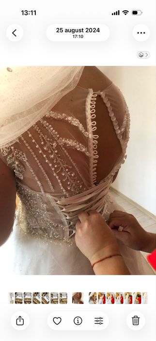 Vand rochie de mireasa