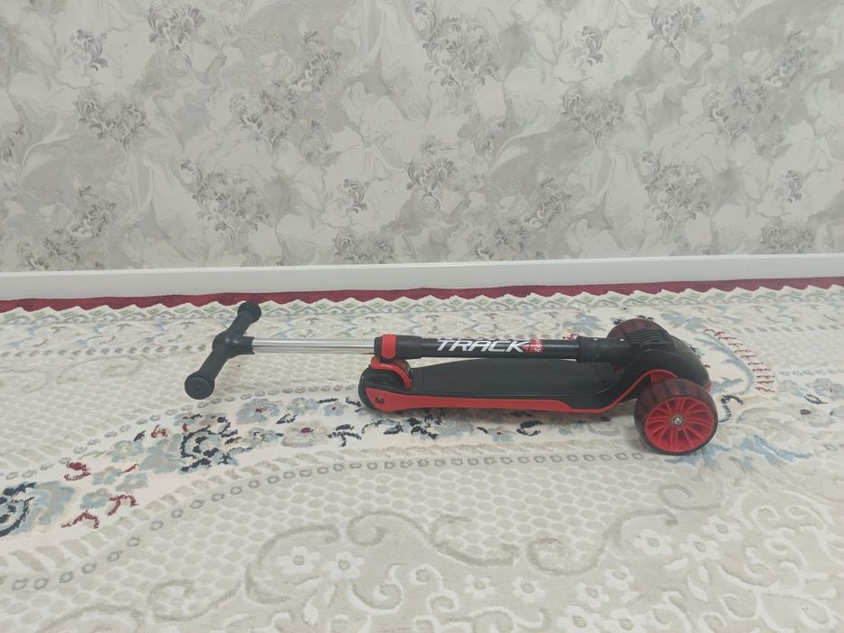 Самокат детский для девочек и мальчиков