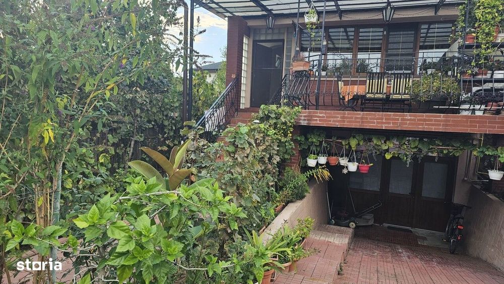 Marasesti-Central-vila S+P+1+M- ter- 410 mp la 480000 euro