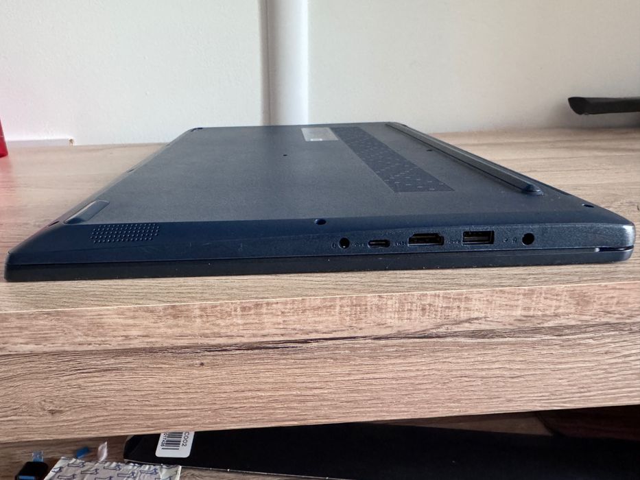 Lenovo IdeaPad 3 17ITL6 – i5 11th Gen, 12GB RAM, 1TB + 128GB SSD,17.3”