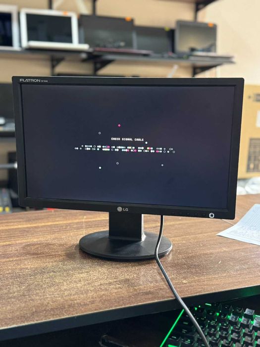 Монитор LG W1946S-BF